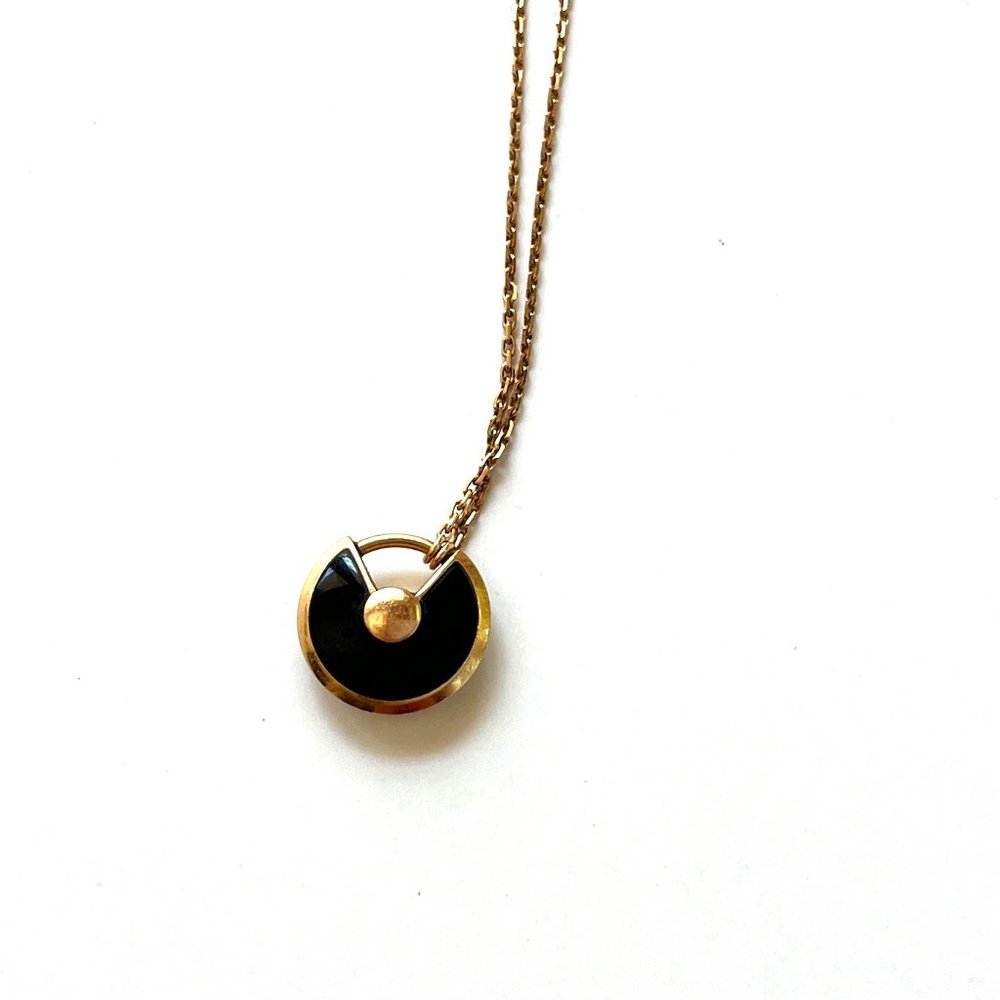 Authentic Cartier Amulette De Cartier XS Onyx Diamond Pendant Necklace - Picture 4 of 9